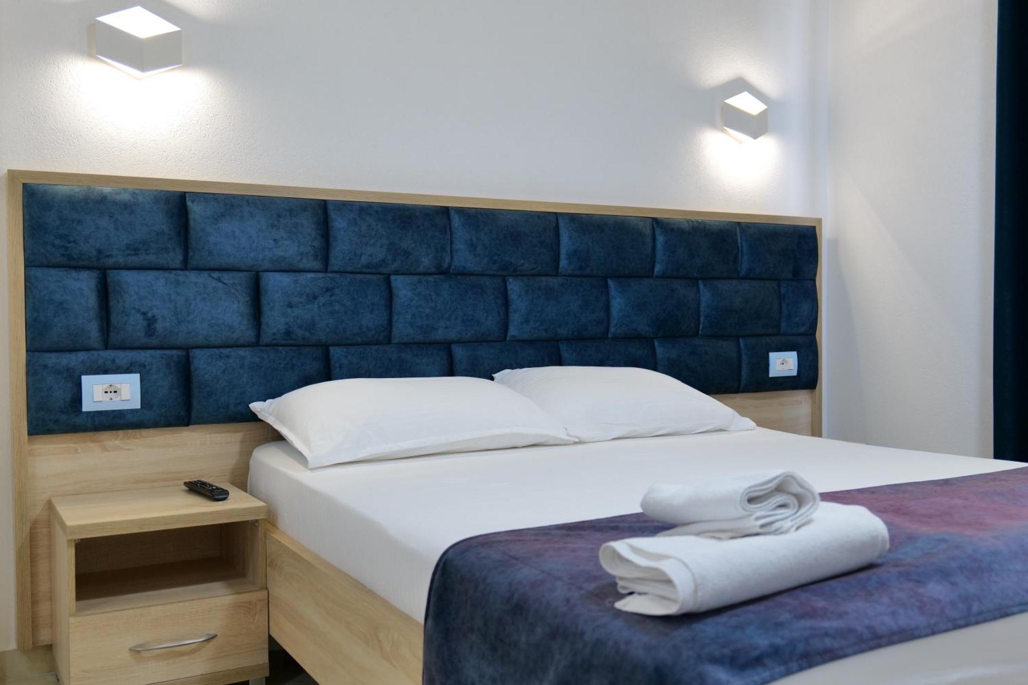 Hotel Vathi Ксамил Экстерьер фото