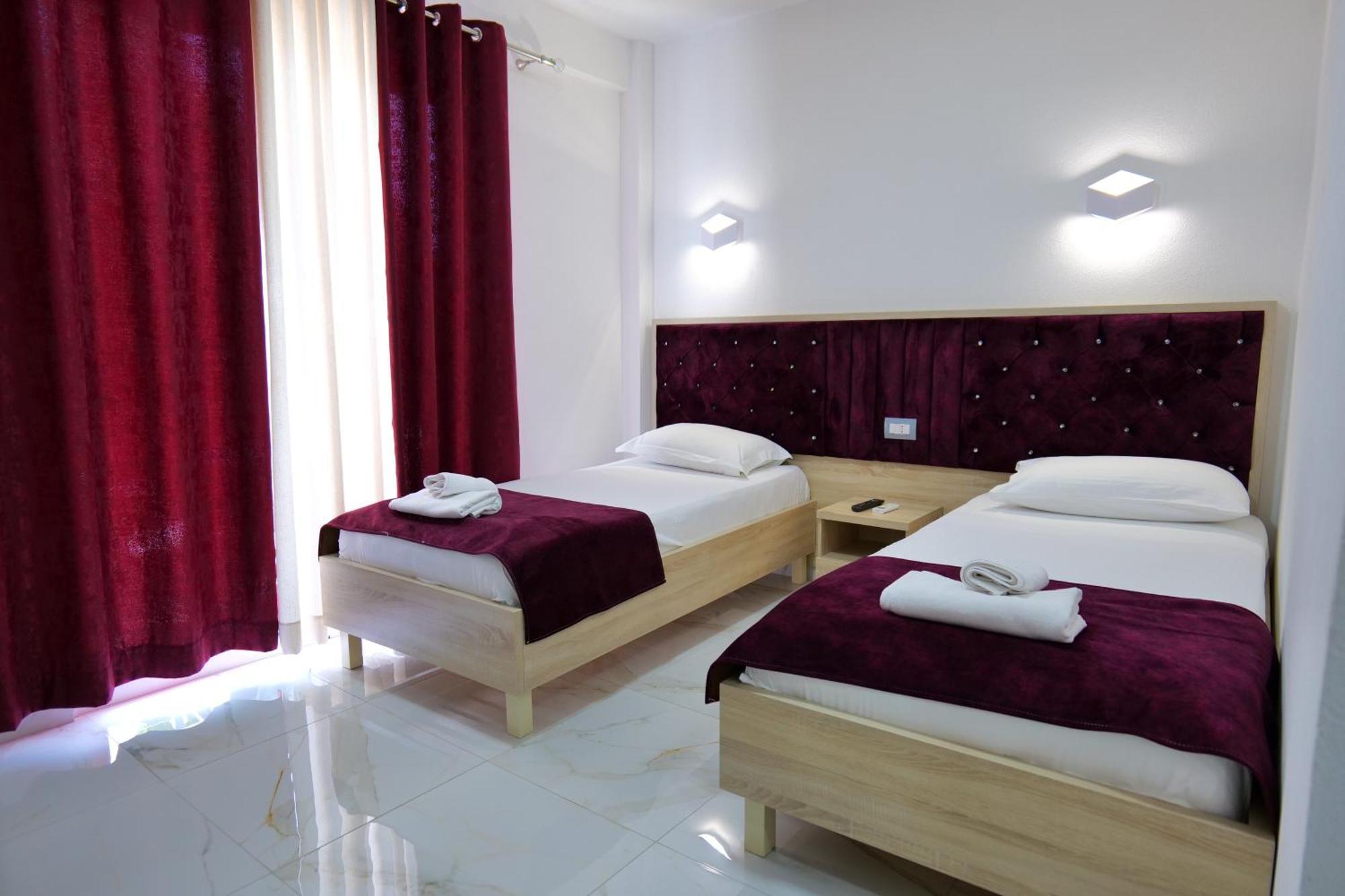 Hotel Vathi Ксамил Экстерьер фото