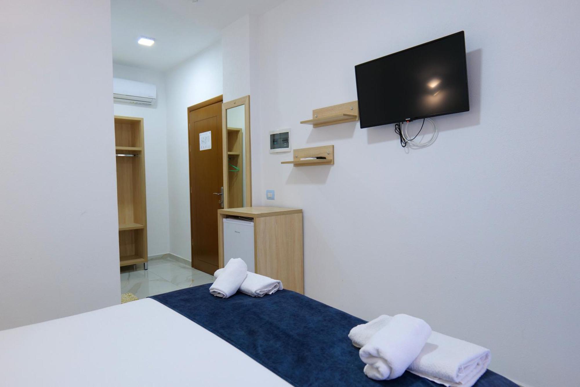 Hotel Vathi Ксамил Экстерьер фото